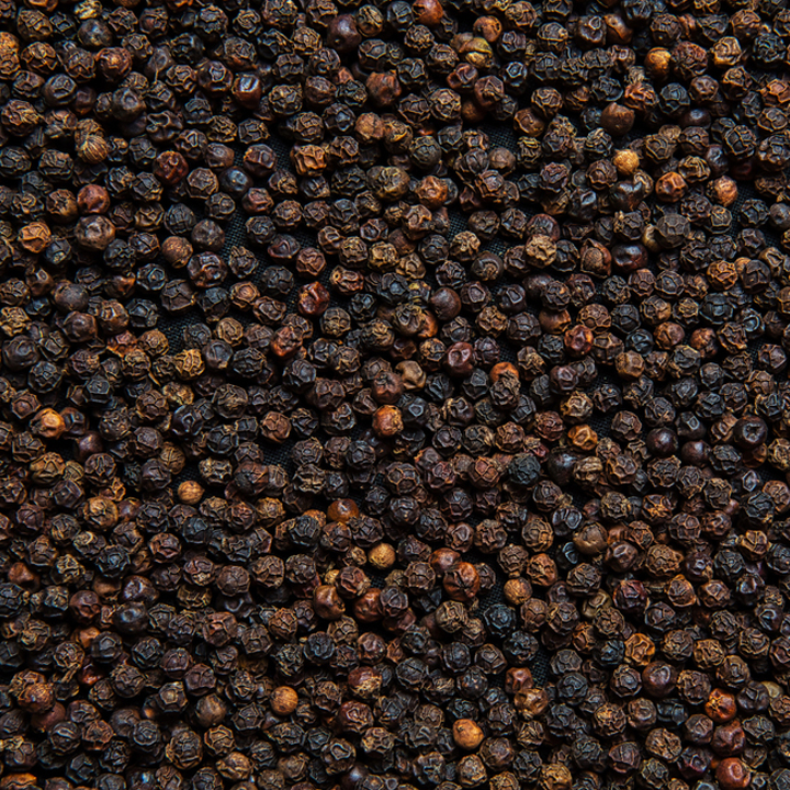whole spices black pepper